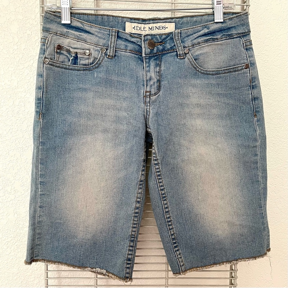 Hot Topic Idle Mind Bermuda with Frayed Ends Jean Shorts